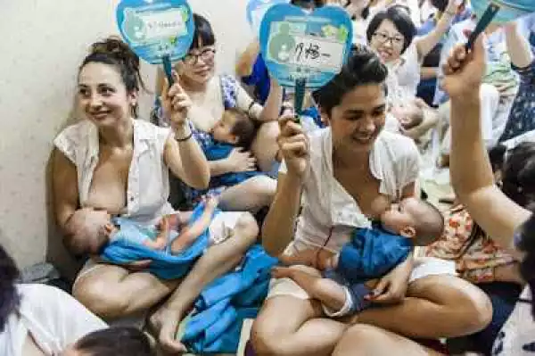 Photos: Chinese Women Gather In Their Numbers To Mark World Breastfeeding Week